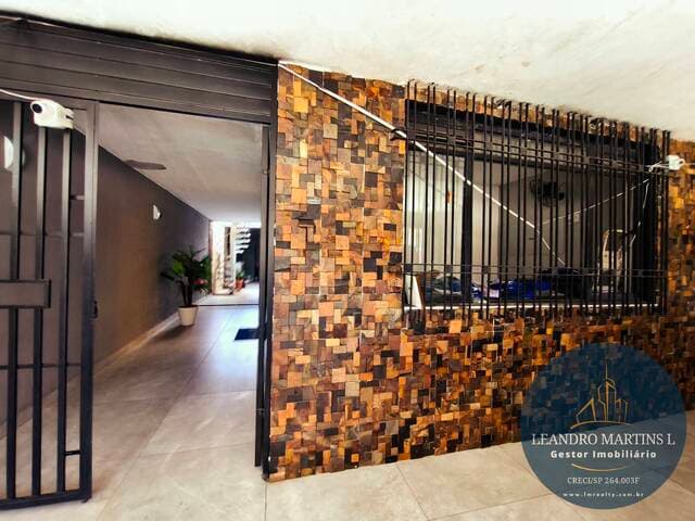 Casa à Venda com 7 salas e 151 m²  em Santo Amaro - SP - foto 1