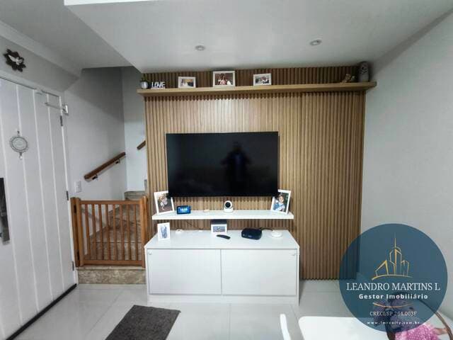Casa em Condomínio à Venda, 2 suítes e 74 m² útil, Pedreira, SP - foto 1