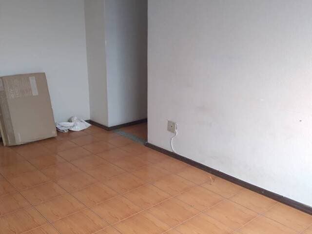 Apartamento à Venda – 3 quartos – Bairro Colina, Volta Redonda/RJ - foto 2