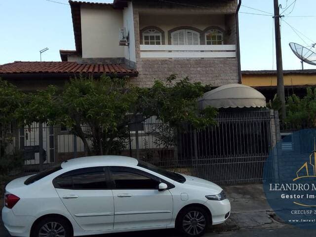 Casa Duplex 3 quartos - Jardim Tiradentes - Volta Redonda/RJ - foto 1