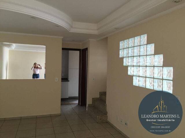 Casa de Condomínio à Venda com 3 Dormitórios e 140 m² no Parque Munhoz - SP - foto 1