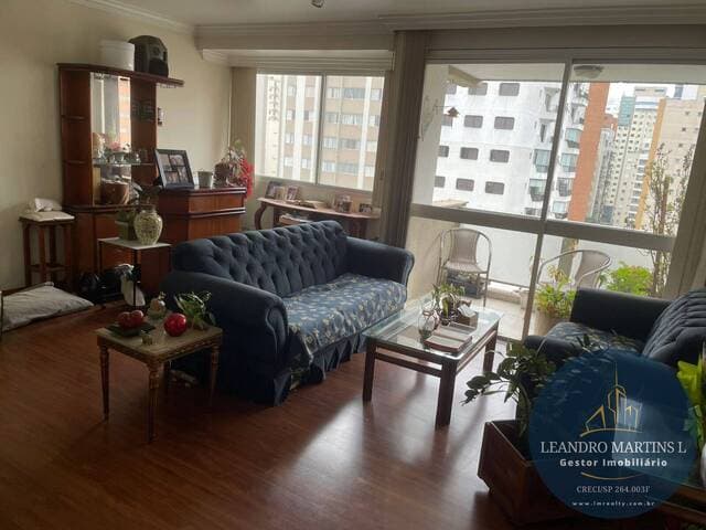 Apartamento à venda, 3 dormitórios e 142 m², Moema - São Paulo - foto 1