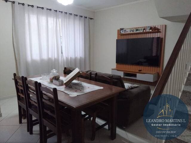 Casa Duplex à venda com 2 quartos, Jardim Vila Rica, Volta Redonda/RJ - foto 1
