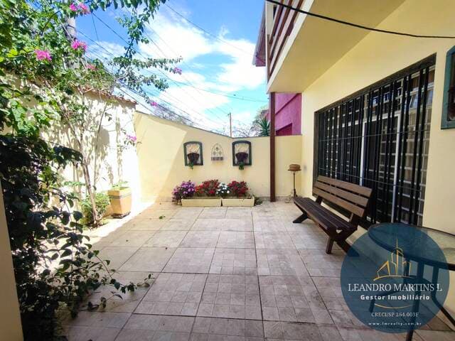 Casa de vila à venda, 4 dormitórios e 250m², Santo Amaro - SP - foto 1