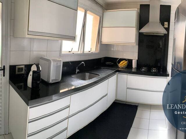 Apartamento à venda com 3 dormitórios e 107m², Vila Sofia - São Paulo - foto 4